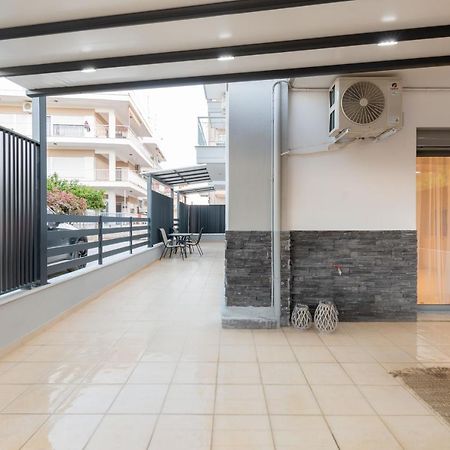 Sithoniars Luxury Ground Floor Apartment With Private Garden Neos Marmaras Exteriér fotografie