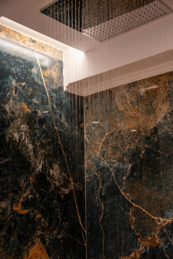 Sithoniars Luxury Ground Floor Apartment With Private Garden Neos Marmaras Exteriér fotografie