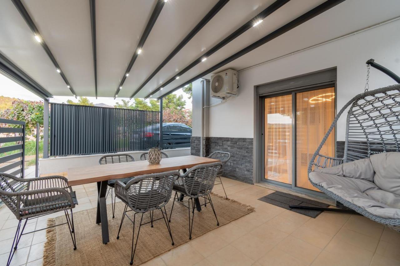 Sithoniars Luxury Ground Floor Apartment With Private Garden Neos Marmaras Exteriér fotografie